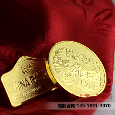 选择定做徽章的公司需要注意哪些